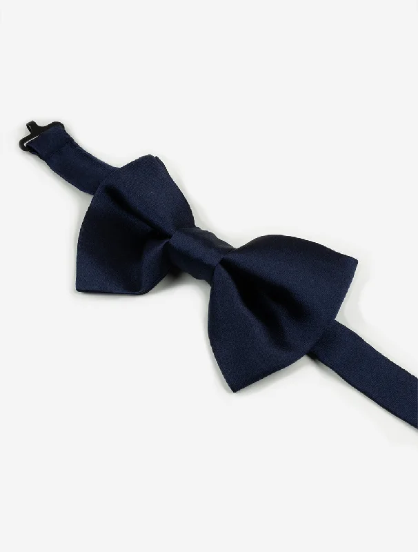 best silk wedding necktie options for men-Ready Tied Bow Tie Navy