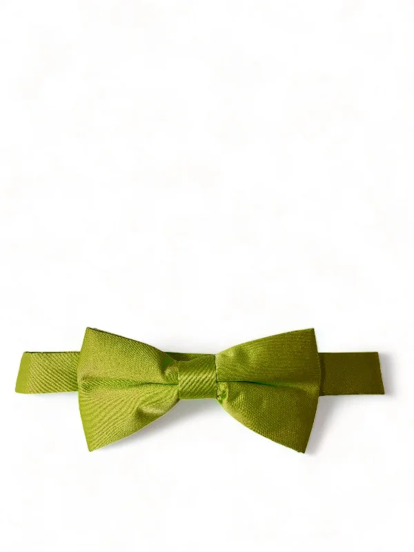 best silk necktie designs for business wear-Solid Piquant Green Pre-Tied Bow Tie