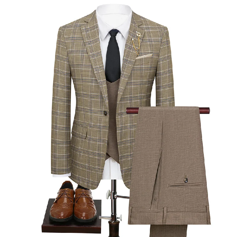 Men's slim fit tuxedo for corporate gala dinner -Men's 3-Piece One Button Fashionable Plaid Brown Suit